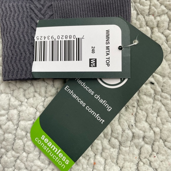 MTA Sport Women’s Top! - Picture 2 of 3